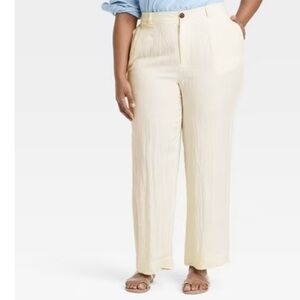 A new day Women's Cream khaki Pants size 16 new with tags!
